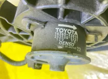 Диффузор радиатора TOYOTA ESQUIRE/NOAH/VOXY 2015/Цвет 202 1671137120 ZRR80G/ZRR80/ZRR80W/ZRR85/ZRR85G/ZRR85W 3ZRFAE, передний