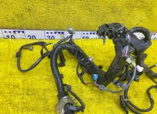 Коса двс TOYOTA VOXY/NOAH/ESQUIRE 2014/Цвет 202 8212128B40 ZRR85G/ZRR85W/ZRR85/ZRR80G/ZRR80/ZRR80W 3ZRFAE, передняя