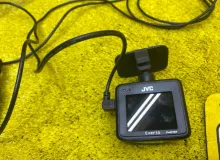 Видеорегистратор JVC GC-DRJ1-B GCDRJ1B JVC GC-DRJ1-B JVCGCDRJ1B ZGE25W/ZGE25G/ZGE25/ZGE20/ZGE20G/ZGE20W/ZGE21/ZGE21G/ZGE22/ZGE22W 2ZRFAE, передний
