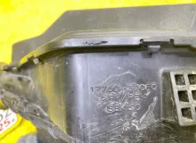 Корпус воздушного фильтра TOYOTA VOXY/NOAH/ESQUIRE 2014 1775037080 ZWR80G/ZWR80W/ZWR80 2ZRFXE, передний