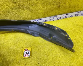 Подкрылок TOYOTA