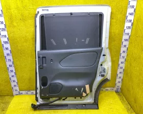 Дверь боковая NISSAN