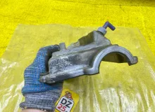 Клапанная крышка TOYOTA LAND CRUISER PRADO/HILUX SURF/4RUNNER/GRANVIA/GRAND HIACE/HILUX/TACOMA/TUNDRA 2003 1120162040 VZJ120W/VZJ120/VZJ121W/VZJ121/VZJ125W/VZJ125/VZN185L/VZN180L/VZN185W/VZN210W/VZN210/VZN215W/VZN215/VCH22K/VCH28K/VZN167R/VZN172R/VZJ90W/V