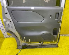 Дверь боковая NISSAN