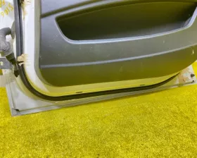 Дверь боковая BMW