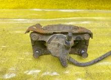 Суппорт TOYOTA LAND CRUISER/LAND CRUISER CYGNUS/LX470 2003 4773060100 UZJ100/UZJ100L/UZJ100/FZJ100/FZJ105/HDJ100/HDJ100L/HDJ101/HDJ101K/HZJ105/HZJ105L 2UZFE, задний правый
