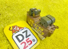 Блок управления стеклоподъемниками TOYOTA FJ CRUISER 2011/Цвет 2KC 8482035120 GSJ15W/GSJ10W 1GRFE, передний правый