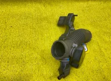 Патрубок воздушного фильтра TOYOTA LAND CRUISER PRADO/HILUX SURF 2003/Цвет 1D4 1788162200 VZJ121/VZJ120W/VZJ120/VZJ121W/VZJ125W/VZJ125/VZN210W/VZN215W 5VZFE, передний
