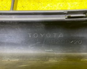 Бампер TOYOTA