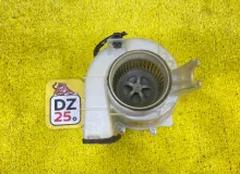 Мотор охлаждения батареи TOYOTA VOXY/NOAH/ESQUIRE 2014 G923028030 ZWR80/ZWR80G/ZWR80W 2ZRFXE, задний