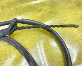 Тросик ручника Toyota