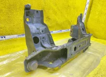 Балка под двс TOYOTA HIACE/REGIUS ACE 2004 5102126090 KDH205V/KDH206/KDH206K/KDH206V 2KDFTV, передняя