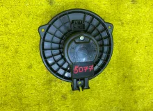 Мотор печки TOYOTA HARRIER/RX300/RX330/RX350/RX400H 2008/Цвет 202 8710348050 GSU30/GSU31W/GSU31/GSU35W/GSU35/GSU36W/GSU36/MCU36W/MCU36/MCU35W/MCU35/MCU30W/MCU30/MCU31W/MCU31/ACU30W/ACU30/ACU35W/ACU35/MHU38W/MHU38 2GRFE, передний