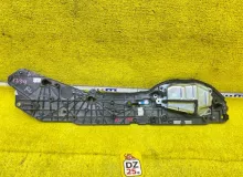 Доводчик двери TOYOTA ESQUIRE/NOAH/VOXY 2014/Цвет 220 8500628171 ZRR85W/ZRR85G/ZRR85/ZRR80G/ZRR80/ZRR80W/ZWR80/ZWR80G/ZWR80W 3ZRFAE, задний левый