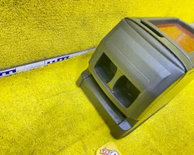 Бардачок между сиденьями TOYOTA