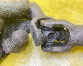 Рулевой карданчик TOYOTA