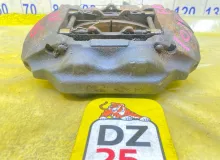 Суппорт TOYOTA LAND CRUISER/LAND CRUISER CYGNUS/LX470 2002/Цвет 070 4773060080 UZJ100/UZJ100L/UZJ100/FZJ100/FZJ105/HDJ100/HDJ100L/HDJ101/HDJ101K/HZJ105/HZJ105L 2UZFE, передний правый