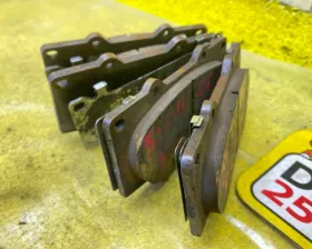 Тормозные колодки Toyota