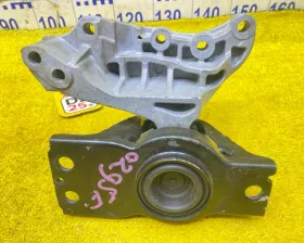 Подушка двигателя NISSAN