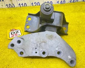 Подушка двигателя NISSAN