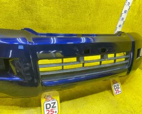 Бампер Toyota