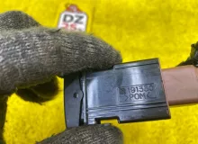 Кнопка включения подогрева сидений TOYOTA LAND CRUISER/LAND CRUISER CYGNUS/LX470 2000/Цвет 4M9 8475160070 UZJ100/UZJ100L/UZJ100/FZJ100/FZJ105/HDJ100/HDJ100L/HDJ101/HDJ101K/HZJ105/HZJ105L 2UZFE, передняя правая