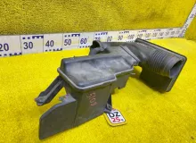 Патрубок воздушного фильтра TOYOTA LAND CRUISER/LAND CRUISER CYGNUS/LX470 2000/Цвет 4M9 1787550200 UZJ100/UZJ100L/UZJ100 2UZFE, передний