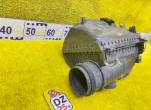 Корпус воздушного фильтра TOYOTA LAND CRUISER PRADO/HILUX SURF 2003 1770062140 VZJ120W/VZJ120/VZJ121W/VZJ121/VZJ125W/VZJ125/VZN210W/VZN210/VZN215W/VZN215 5VZFE, передний