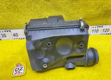 Корпус воздушного фильтра TOYOTA LAND CRUISER PRADO/HILUX SURF 2003 1770062140 VZJ120W/VZJ120/VZJ121W/VZJ121/VZJ125W/VZJ125/VZN210W/VZN210/VZN215W/VZN215 5VZFE, передний