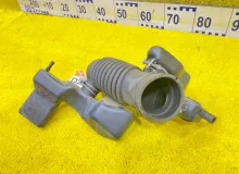 Патрубок воздушного фильтра TOYOTA LAND CRUISER PRADO/HILUX SURF 2003 1788162200 VZJ121/VZJ120W/VZJ120/VZJ121W/VZJ125W/VZJ125/VZN210W/VZN215W 5VZFE, передний