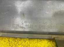 Накладка на порог HONDA VEZEL 2014/Цвет NH788P 71850T7B003 RU4/RU3/RU1/RU2 LEB, правая
