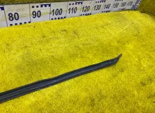Молдинг лобового стекла TOYOTA LAND CRUISER/LAND CRUISER CYGNUS/LX470 1999/Цвет 057 7553360030 UZJ100/UZJ100L/UZJ100/FZJ100/FZJ105/HDJ100/HDJ100L/HDJ101/HDJ101K/HZJ105/HZJ105L 2UZFE, передний правый