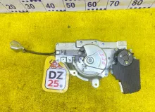 Доводчик двери пятой LEXUS RX270 2011/Цвет 217 6891048020 AGL10W 1ARFE, задний