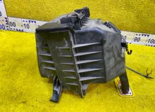 Корпус воздушного фильтра LEXUS RX270 2011/Цвет 217 1770031783 AGL10/AGL10W 1ARFE, передний