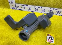 Патрубок воздушного фильтра TOYOTA LAND CRUISER PRADO/HILUX SURF 2003 1788162200 VZJ121/VZJ120W/VZJ120/VZJ121W/VZJ125W/VZJ125/VZN210W/VZN215W 5VZFE, передний