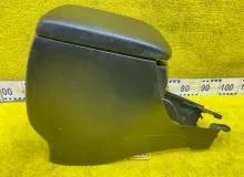 Бардачок между сиденьями TOYOTA LAND CRUISER PRADO 2003/Цвет 1E9 5891260080 VZJ125W 5VZFE, передний