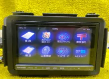 Магнитофон PANASONIC STRADA CNR500D 2017/PANASONIC STRADA CN-R500D CNR500D RU3 LEB, передний