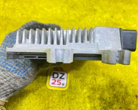 Блок управления двс NISSAN