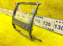 Консоль магнитофона TOYOTA LAND CRUISER PRADO 2003/Цвет 1E9 6559440070 VZJ121/VZJ120W/VZJ120/VZJ121W/VZJ125W/VZJ125/GRJ120W/GRJ120/GRJ121W/GRJ121/GRJ125W/KDJ125/LJ120/LJ125/RZJ120W/25W/KDJ120W/KDJ120/KDJ121W/KDJ121/RZJ120/RZJ125W/RZJ125/TRJ120W/TRJ120/TRJ