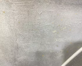 Накладка на крыло TOYOTA