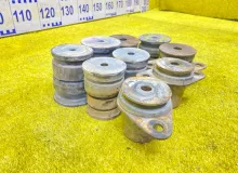 Подушка кузова TOYOTA LAND CRUISER/LAND CRUISER CYGNUS/LX470 ЛЕВЫЙ|ПРАВЫЙ|ПЕРЕДНИЙ|ЗАДНИЙ|2000 5220960071 UZJ100/UZJ100L/UZJ100/FZJ100/FZJ105/HDJ100/HDJ100L/HDJ101/HDJ101K/HZJ105/HZJ105L 2UZFE