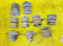Подушка кузова TOYOTA LAND CRUISER/LAND CRUISER CYGNUS/LX470 ЛЕВЫЙ|ПРАВЫЙ|ПЕРЕДНИЙ|ЗАДНИЙ|2000 5220960071 UZJ100/UZJ100L/UZJ100/FZJ100/FZJ105/HDJ100/HDJ100L/HDJ101/HDJ101K/HZJ105/HZJ105L 2UZFE