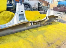 Порог кузова TOYOTA IPSUM 1999/Цвет 057 6131144010 SXM10G/SXM10/CXM10G/CXM10/SXM15G/SXM15 3SFE, передний правый