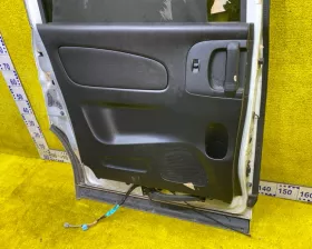 Дверь боковая NISSAN