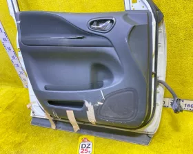 Дверь боковая NISSAN