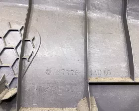 Обшивка дверей TOYOTA