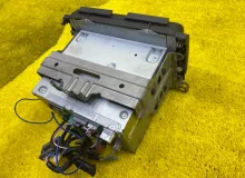 Магнитофон HONDA VEZEL 2013/Цвет NH821M 39100T7BJ513M1 RU3/RU4/RU1/RU2 LEB, передний
