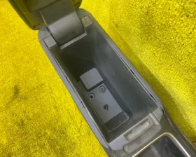 Бардачок между сиденьями HONDA