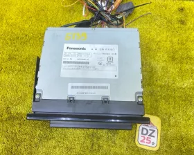 Магнитофон PANASONIC STRADA