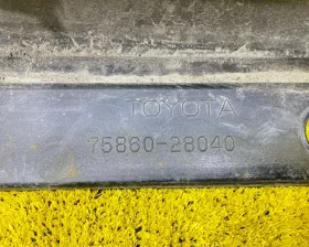 Накладка на порог TOYOTA